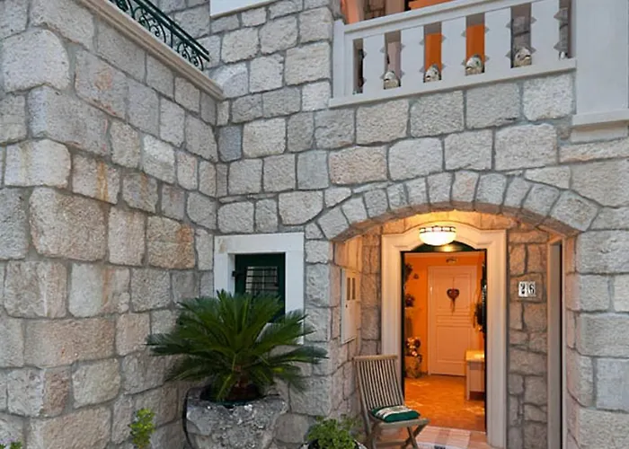 Columba Makarska