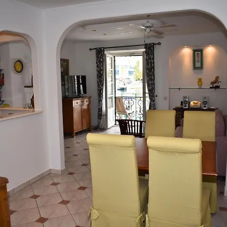 Columba - 4 Star Deluxe * Makarska